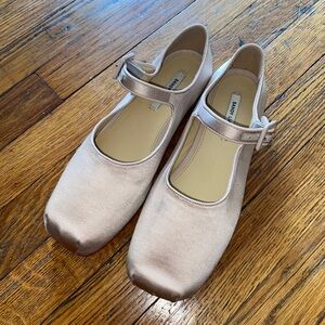 Sandy liang classic MJP in ballet like new size 39